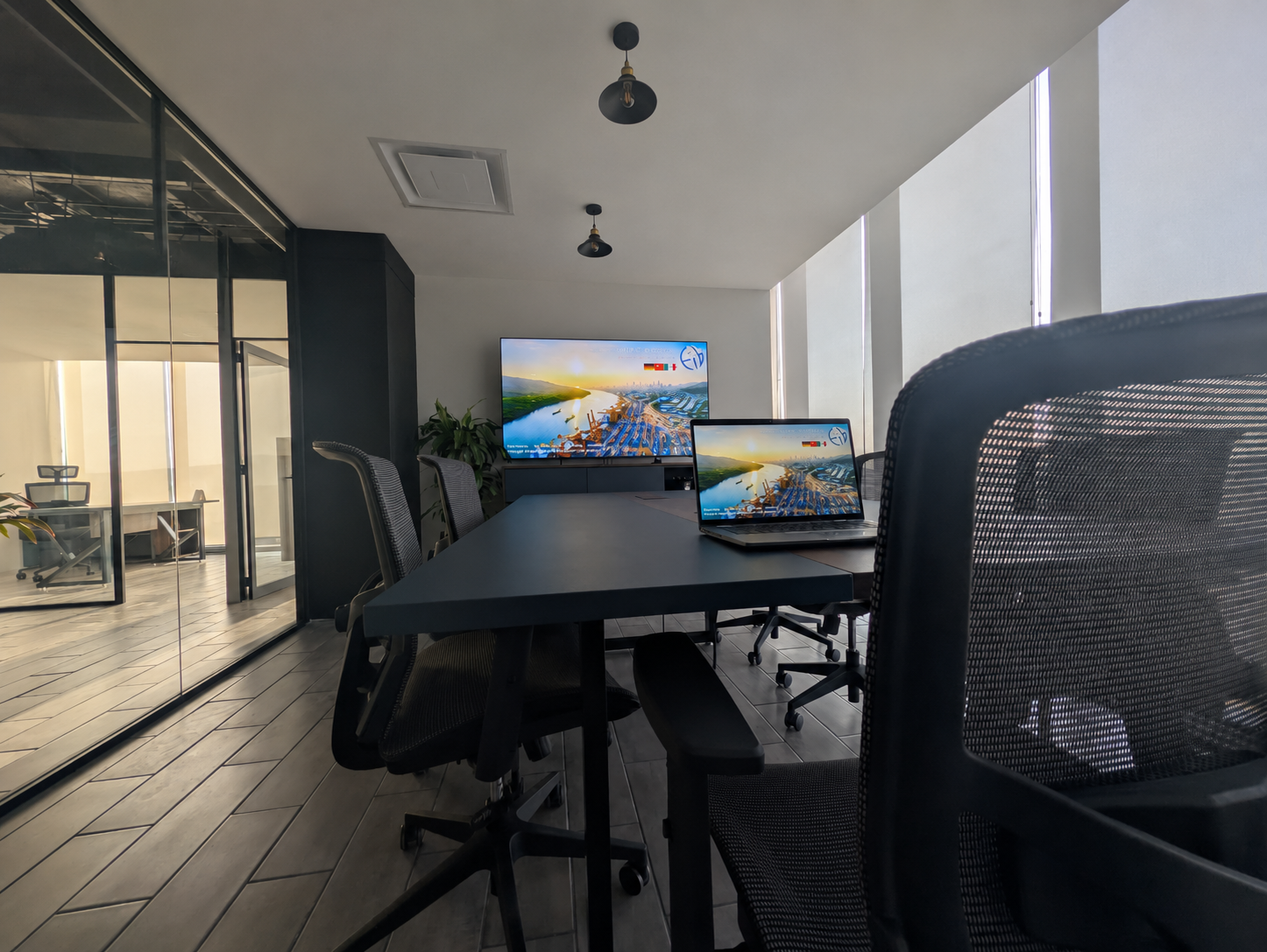 Elbe Trading America meeting room in Irapuato, Guanajuato